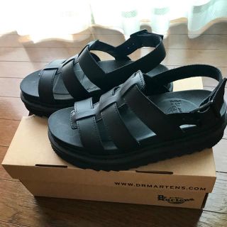 ドクターマーチン(Dr.Martens)の【美品】Dr.Martens / KAMILAH サンダル / ブラック / 4(サンダル)