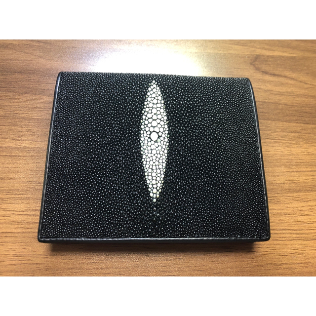タイROTA製 高品質スティングレイ・エイ革二つ折り財布