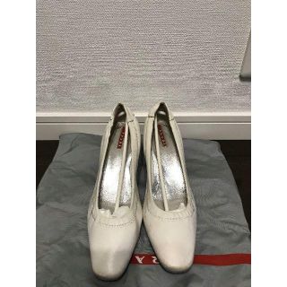 プラダ(PRADA)の●送料込●プラダスポーツ総ナッパレザー背面ロゴ入パンプス●良好美品(ハイヒール/パンプス)