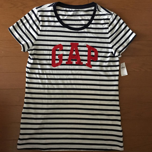 GAP(ギャップ)の新品・未使用★GAP★Tシャツ★M レディースのトップス(Tシャツ(半袖/袖なし))の商品写真