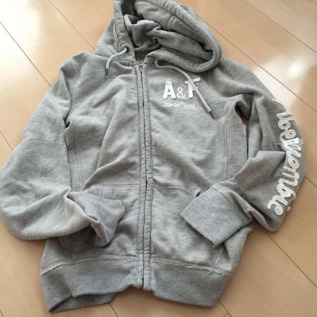 Abercrombie&Fitch(アバクロンビーアンドフィッチ)のアバクロ♡起毛パーカー レディースのトップス(パーカー)の商品写真