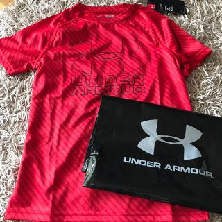 アンダーアーマー(UNDER ARMOUR)のアンダーアーマー Tシャツ 半袖 ヒートギア 速乾 140 YMD 新品 キッズ(Tシャツ/カットソー)