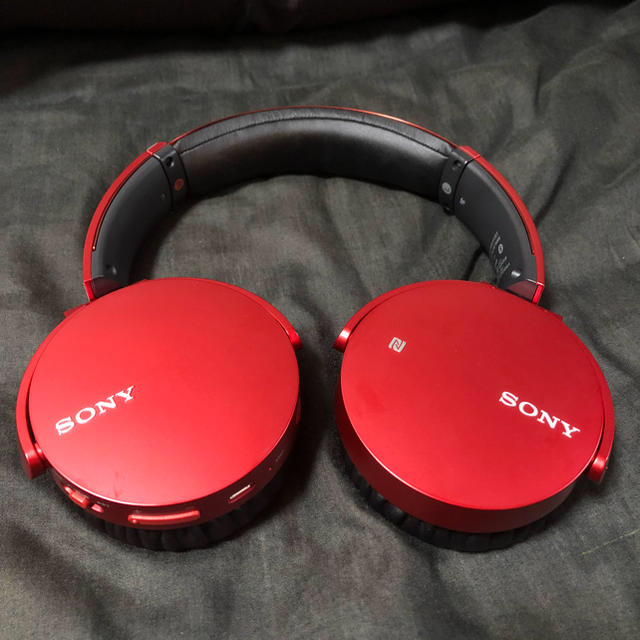 SONY(ソニー)のSONY MDR-XB650BT ヘッドフォン スマホ/家電/カメラのオーディオ機器(ヘッドフォン/イヤフォン)の商品写真