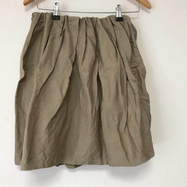 URBAN RESEARCH(アーバンリサーチ)の未使用 アーバンリサーチ スカート レディースのスカート(ひざ丈スカート)の商品写真