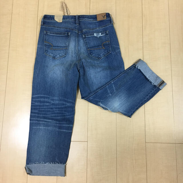 American Eagle(アメリカンイーグル)のそな様専用【新品】ビンテージ ハイライズ ストレート クロップジーンズ レディースのパンツ(デニム/ジーンズ)の商品写真