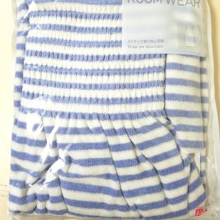 ユニクロ(UNIQLO)のユニクロ パイル生地シャーリングワンピース L(ルームウェア)