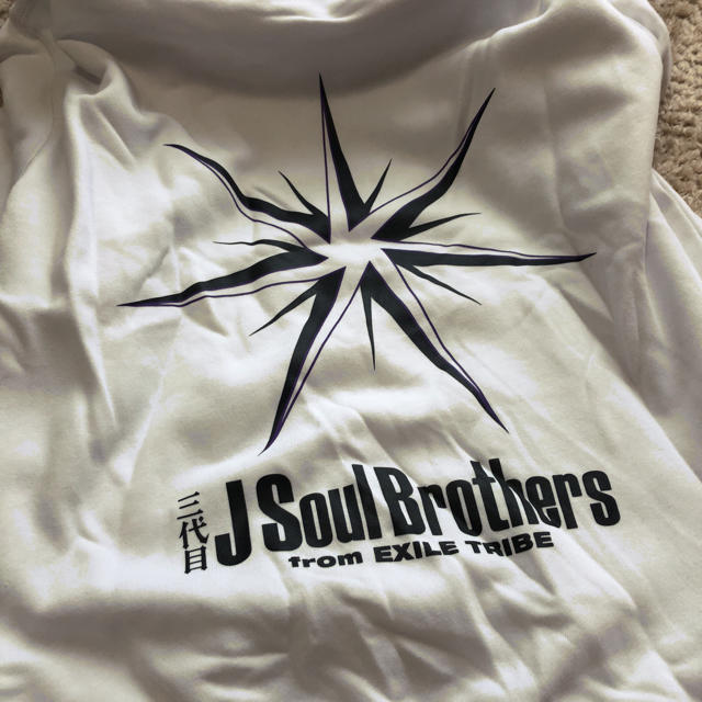 三代目 J Soul Brothers(サンダイメジェイソウルブラザーズ)の三代目グッズ＊パーカー エンタメ/ホビーのタレントグッズ(ミュージシャン)の商品写真