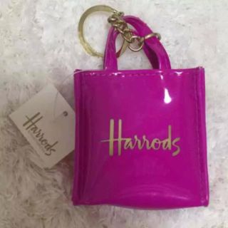 ハロッズ(Harrods)のハロッズ♡チャーム 新品！(チャーム)