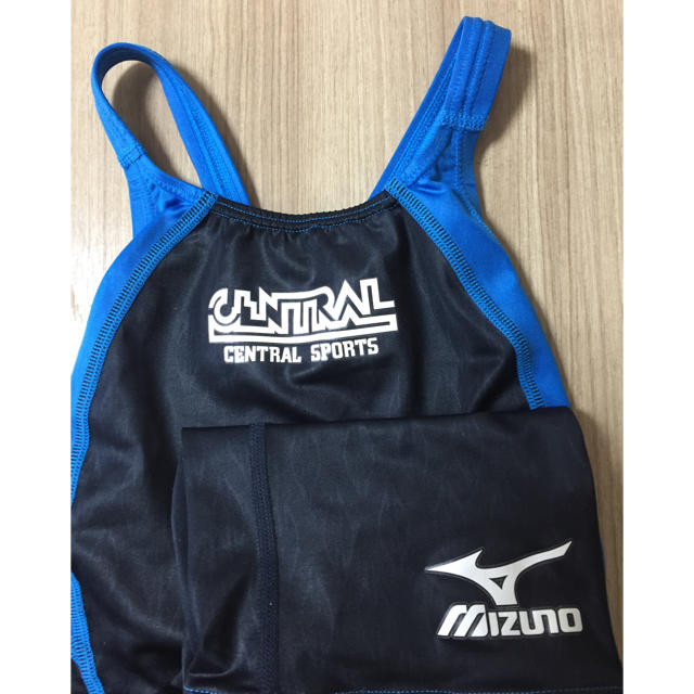 セントラルスポーツ アッパー水着 Mサイズ よじる セントラルスポーツ アッパー水着 Mサイズ よじる
