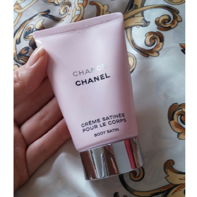 CHANEL(シャネル)のCHANEL ボディークリーム 50ml コスメ/美容のボディケア(ボディクリーム)の商品写真