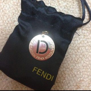 フェンディ(FENDI)のFENDI ペンダントトップ(ネックレス)