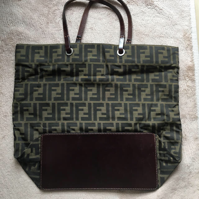 FENDI(フェンディ)のFENDI トートバック レディースのバッグ(トートバッグ)の商品写真