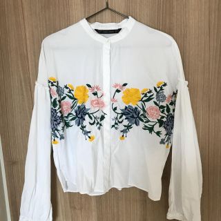 ザラ(ZARA)のZARA 刺繍ブラウス(シャツ/ブラウス(長袖/七分))