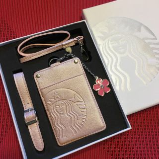 スターバックスコーヒー(Starbucks Coffee)のスタバ＊海外限定＊パスケース．iDホルダー 新品 追跡付発送(パスケース/IDカードホルダー)