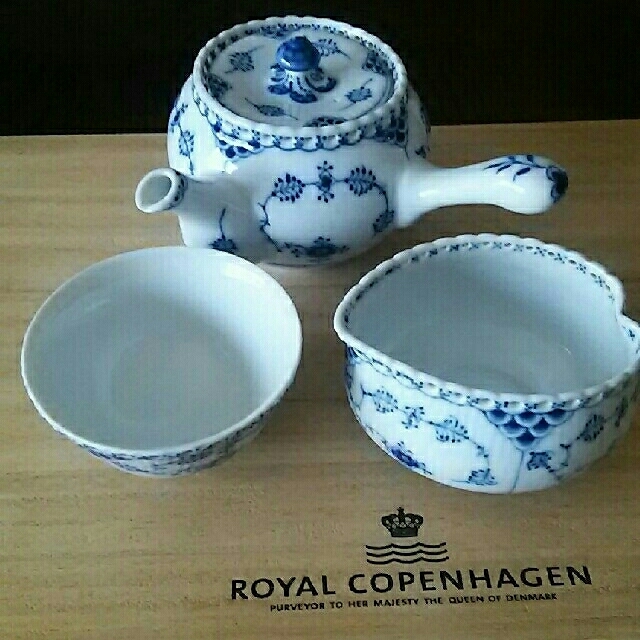 ROYAL COPENHAGEN - ロイヤルコペンハ➖ゲン  煎茶器セット５客ブル➖フルレ➖ス