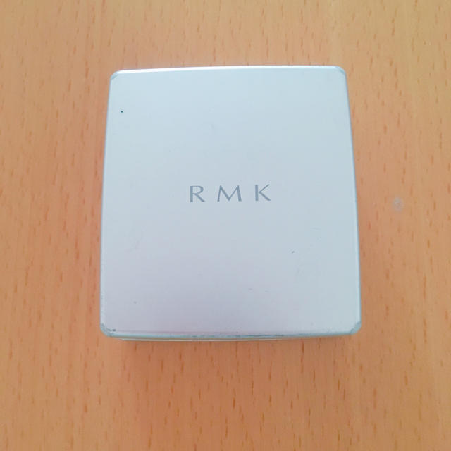 RMK(アールエムケー)のRMK プレストパウダー コスメ/美容のベースメイク/化粧品(フェイスパウダー)の商品写真