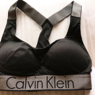 カルバンクライン(Calvin Klein)のパッド入り カルバンクライン スポーツブラ(ブラ)