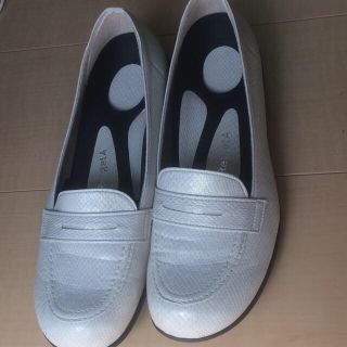 リゲッタ(Re:getA)のリゲッタ  アイボリーパンプス ローファー風(その他)