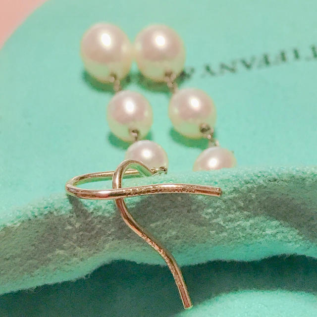 Tiffany & Co.(ティファニー)の✾ティファニー✨3連パールピアス✾ レディースのアクセサリー(ピアス)の商品写真