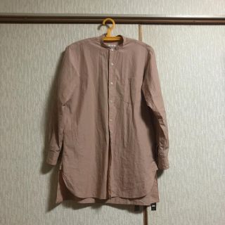 コモリ(COMOLI)のComoli バンドカラーシャツ 1 sand pink(シャツ)