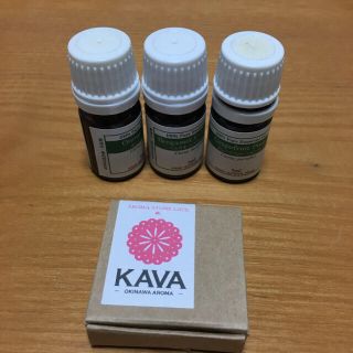 KAVA 精油 5ml ×３ & アロマストーン レース セット(エッセンシャルオイル（精油）)