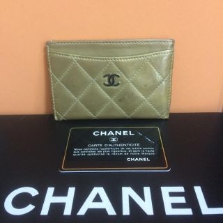 シャネル(CHANEL)の本物シャネルCHANELのシャンパンゴールド系ココマークのカードケース定期入れ(名刺入れ/定期入れ)