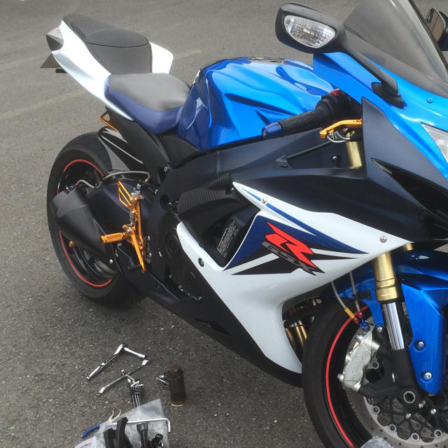 Gsx R750 カーボン調シングルシートカウルの通販 By Racky77 S Shop ラクマ