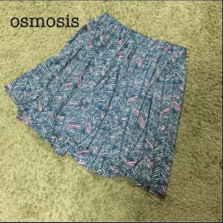 オズモーシス(OSMOSIS)のosmosis loaf ボタニカル 柄 フレア スカート(ミニスカート)