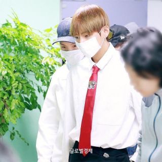 Gucci - テテ着用 GUCCI タイガー ネクタイ 希少の通販 by KuangXi