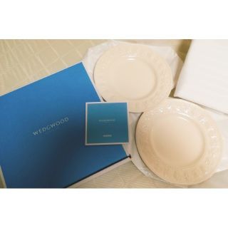 ウェッジウッド(WEDGWOOD)のWedgwood(ウェッジウッド)
アイボリー
プレート 21cm
2枚ペア(食器)