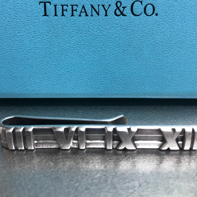 Tiffany & Co.(ティファニー)のティファニー アトラス ネクタイピン　タイピン  タイバー  メンズのファッション小物(ネクタイピン)の商品写真