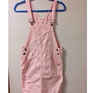 再出品♡ピンクサロペットスカート(ひざ丈スカート)