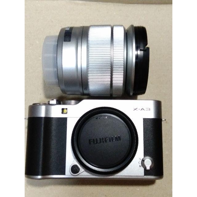 fujifilm x-a3レンズキット シルバー　美品 　最終値下げ35500円カメラ