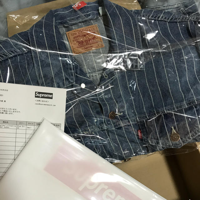 Supreme/Levi’s Pinstripe Trucker Jacket