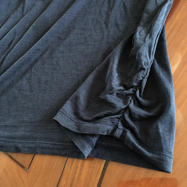 シルク100パーセント シャツ レディースのトップス(シャツ/ブラウス(半袖/袖なし))の商品写真
