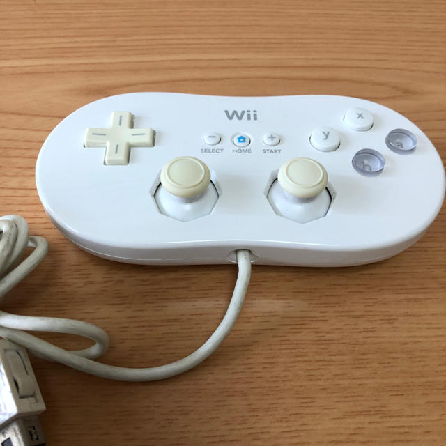 Wii(ウィー)のガシラめばる様専用◆Wii  リモコン ヌンチャク コントローラー セット◆ エンタメ/ホビーのゲームソフト/ゲーム機本体(その他)の商品写真