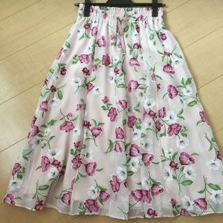 ジルバイジルスチュアート(JILL by JILLSTUART)の今季🎀ローズスカート✨(ひざ丈スカート)