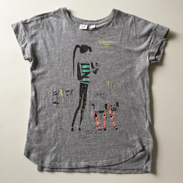 ZARA KIDS(ザラキッズ)の【たやこ様専用】ZARA/GAP kids Tシャツ ２枚セット 150 キッズ/ベビー/マタニティのキッズ服女の子用(90cm~)(Tシャツ/カットソー)の商品写真