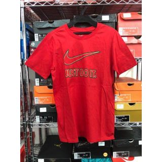 ナイキ(NIKE)のナイキ キッズ Tシャツ 新品 Lサイズ(Tシャツ/カットソー)