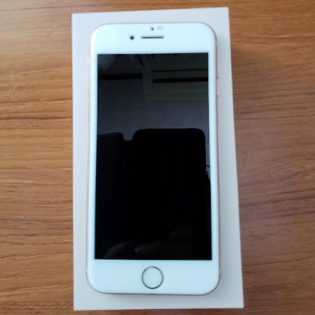 数々のアワードを受賞】 au 新品同様 - Apple SIMフリー ○判定