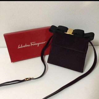 サルヴァトーレフェラガモ(Salvatore Ferragamo)のフェラガモ♡ヴァラリボン(ショルダーバッグ)