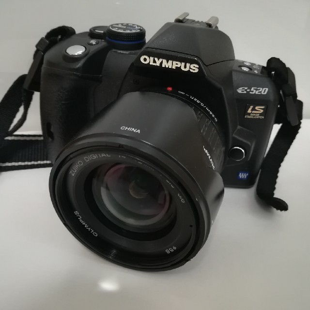 OLYMPUS(オリンパス)のOLYMPUS デジタル一眼レフカメラ E-520  スマホ/家電/カメラのカメラ(デジタル一眼)の商品写真