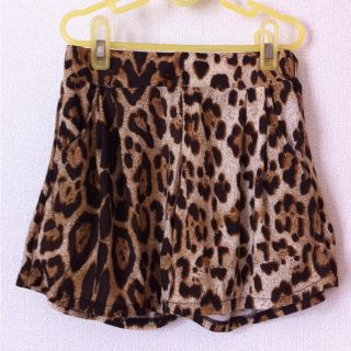 新品♡Sサイズ 夏ヒョウ柄 ショパン(ショートパンツ)