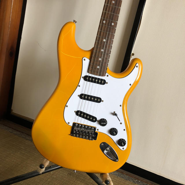 ストラトキャスター ビンテージイエロー  楽器のギター(エレキギター)の商品写真
