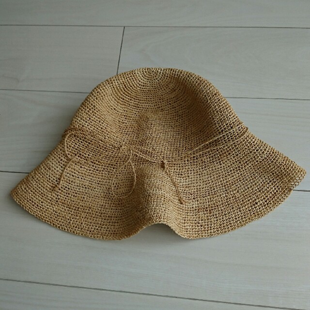 MUJI (無印良品)(ムジルシリョウヒン)の無印良品 ラフィア 帽子 つば広 57.5cm レディースの帽子(麦わら帽子/ストローハット)の商品写真