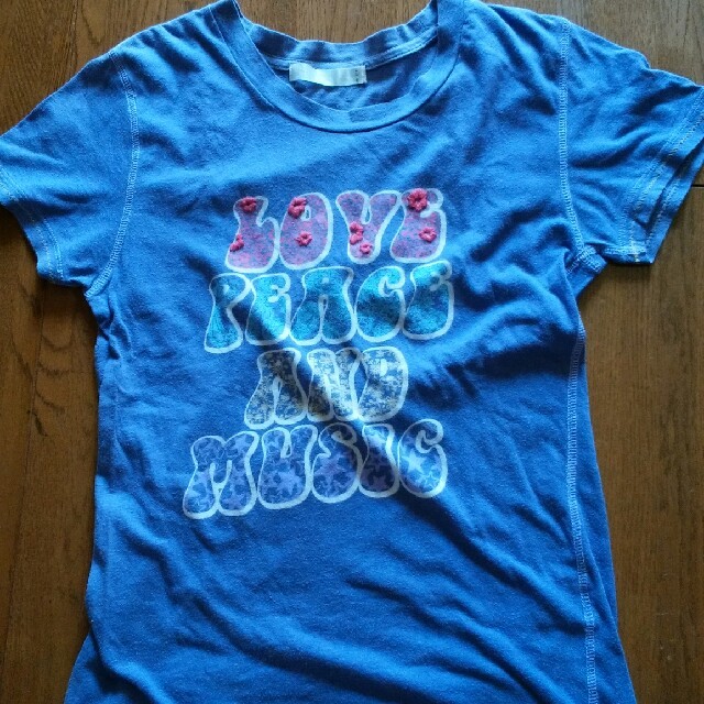 ARROW(アロー)の刺繍が可愛いTシャツ レディースのトップス(Tシャツ(半袖/袖なし))の商品写真