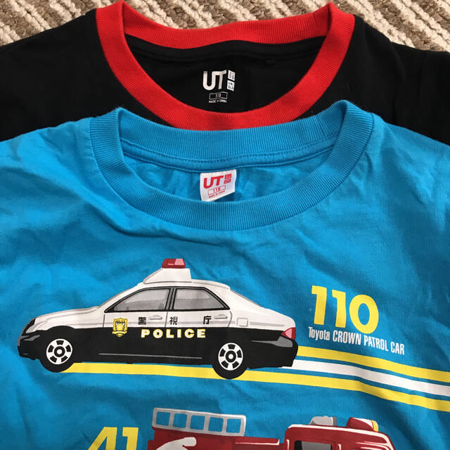 UNIQLO(ユニクロ)のトミカ ユニクロ Tシャツ 2枚セット 110 キッズ/ベビー/マタニティのキッズ服男の子用(90cm~)(Tシャツ/カットソー)の商品写真
