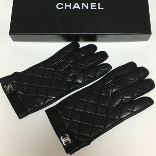 ☆レア美品☆CHANELマトラッセグローブ　ブラック