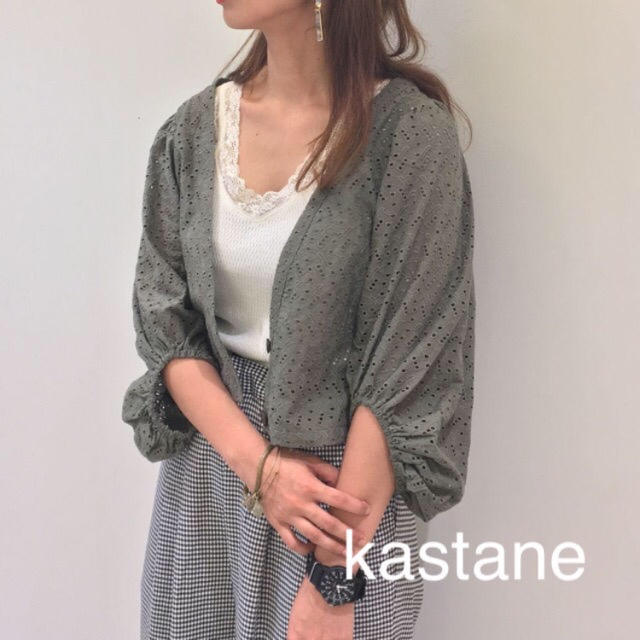 Kastane(カスタネ)の＊Kastane＊前開き刺繍ブラウス レディースのトップス(シャツ/ブラウス(長袖/七分))の商品写真