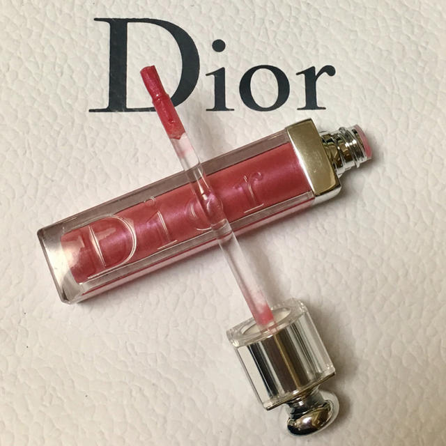 Christian Dior(クリスチャンディオール)のかな様専用  再値下げ出品！Dior  ディオール  アディクトグロス  683 コスメ/美容のベースメイク/化粧品(リップグロス)の商品写真